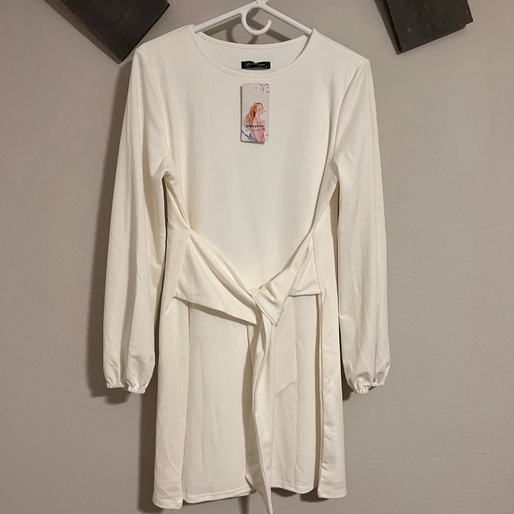 Medium white tie dress